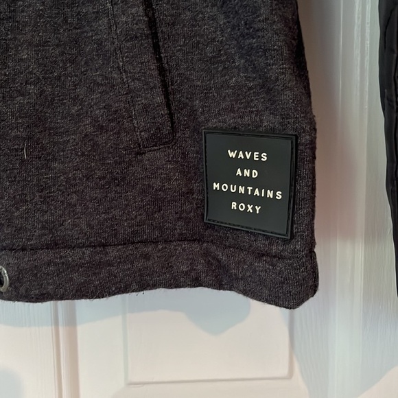 Roxy | Mystic Fall Fleece Lined Lightweight Jacket | Medium, Hood, Snaps, Zipper - Picture 5 of 12